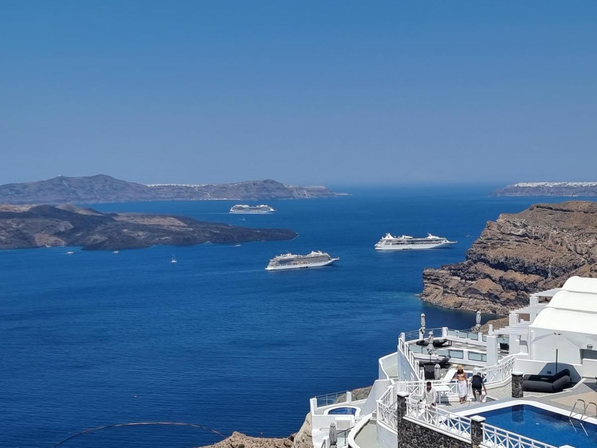 Santorini Pleasure Studios Fira  Eksteriør billede